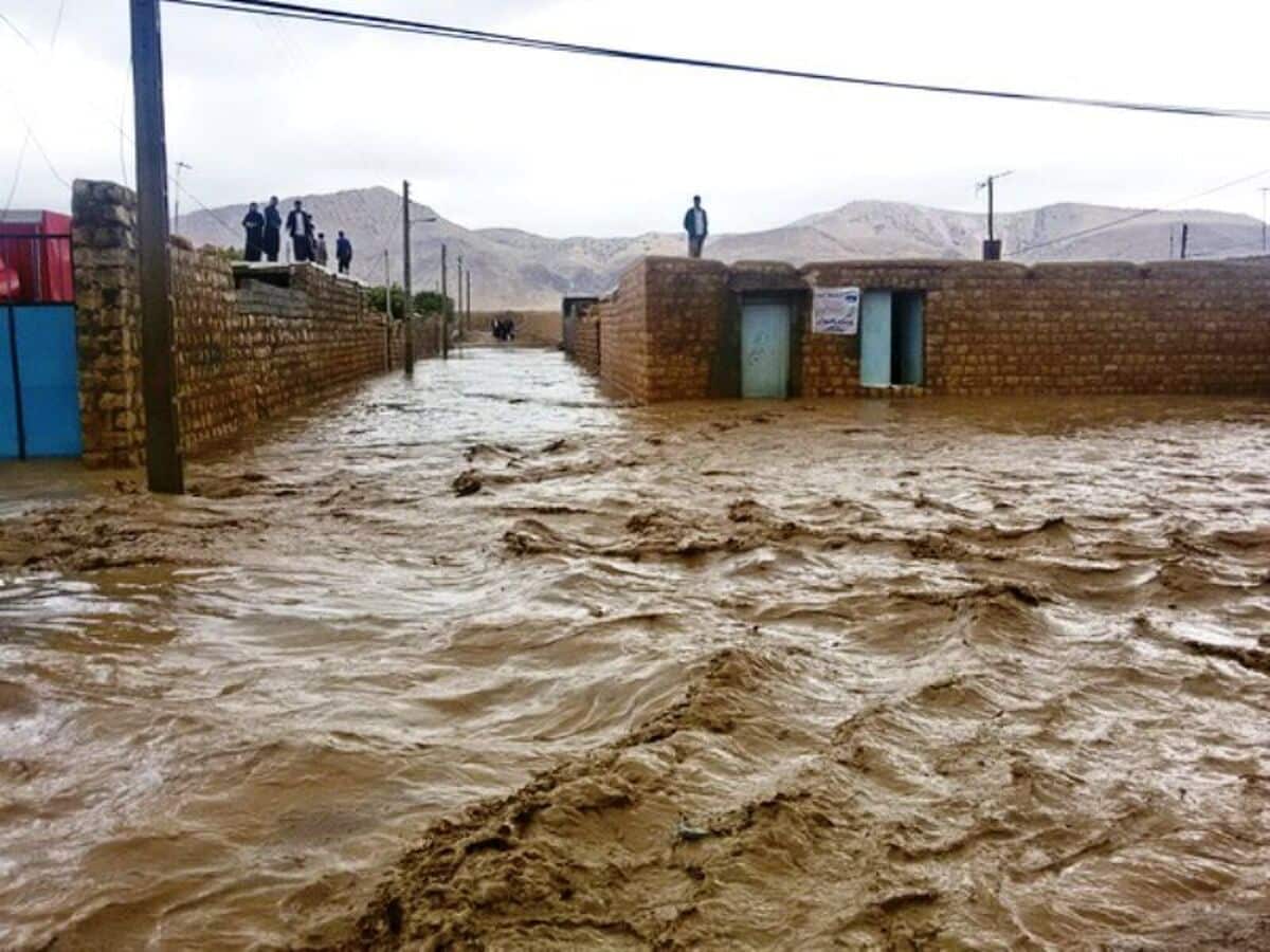 بارش شدید باران در آبدانان/ورود سیلاب به ۴۰ خانه