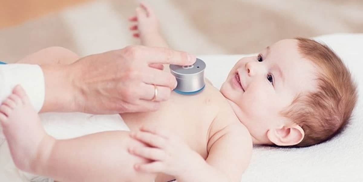 چه موقع رفلاکس نوزادان خطرناک است؟