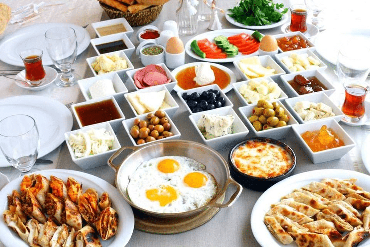 در وعده شام بعد از افطار چه بخوریم؟