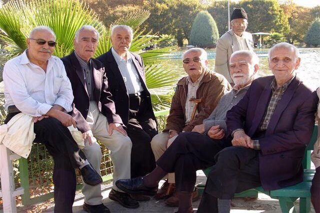 غافلگیری بزرگ در حقوق بازنشستگان ۱۴۰۵ | افزایش حقوق بازنشستگان تا ۳,۲۰۰,۰۰۰ تومان با مبلغ متناسب سازی فار سوم