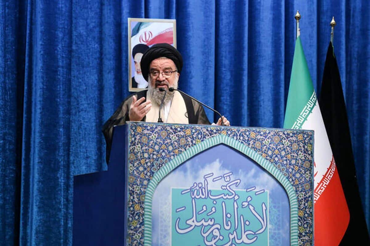 ولایت فقیه دژ مستحکم جمهوری اسلامی در برابر دشمنان است