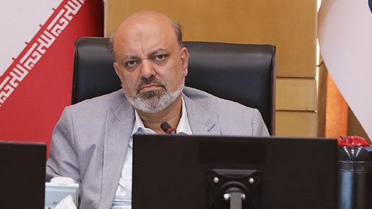 باید ۴۰۰ سرور جدید به شبکه شاد اضافه شود/ تعداد کلاس‌ها برای ۱۷ میلیون دانش‌آموز کافی نیست