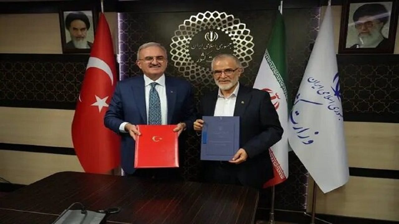 امضای تفاهم‌نامه همکاری‌های امنیتی ایران و ترکیه