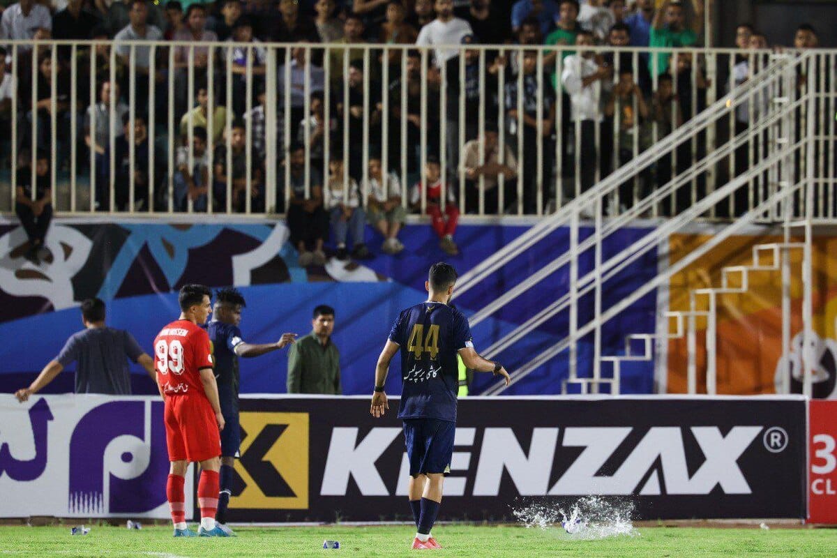 بررسی تمام حالات قهرمانی در لیک ایران؛ تراکتور، سپاهان یا پرسپولیس