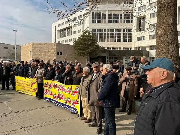 تجمع و اعتراض بازنشستگان مخابرات در چند استان