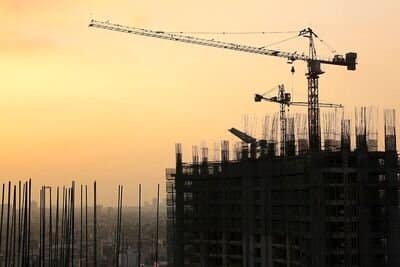 لیست قیمت خرید مسکن در قم / خرید آپارتمان ۲ خوابه در صفاییه، شهرک قدس و  زنبیل‌آباد چقدر هزینه دارد؟ + جدول بهمن ماه ۱۴۰۴