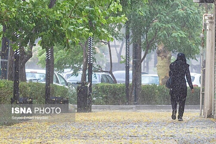 پیش‌بینی بارش‌های پاییزی تهران؛ لایروبی کانال‌ها و مسیل‌ها در دستور کار شهرداری