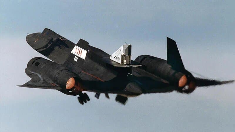 تصاویر ماهوارهای نشان میدهند SR-71 ناپدید شده / آیا پرنده سیاه دوباره پرواز میکند؟