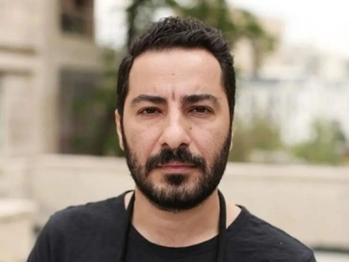 نوید محمدزاده