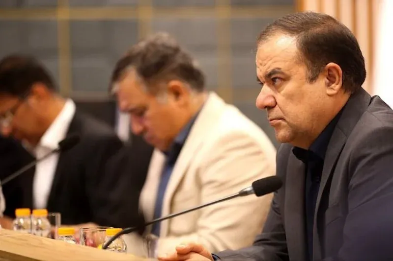 مصطفی متدین
