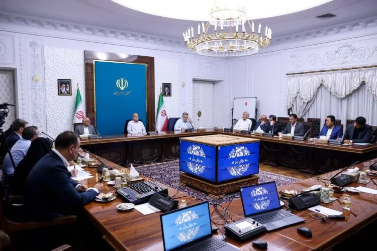 رسیدگی به مطالبات از بیمه‌ها با پزشکیان