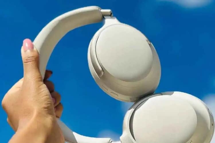 هدفون‌های حذف نویز چگونه کار می‌کنند؟