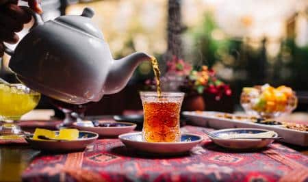 خبر خوب برای چای‌دوست‌ها: چای خطر بیماری‌های عروقی را کاهش می‌دهد
