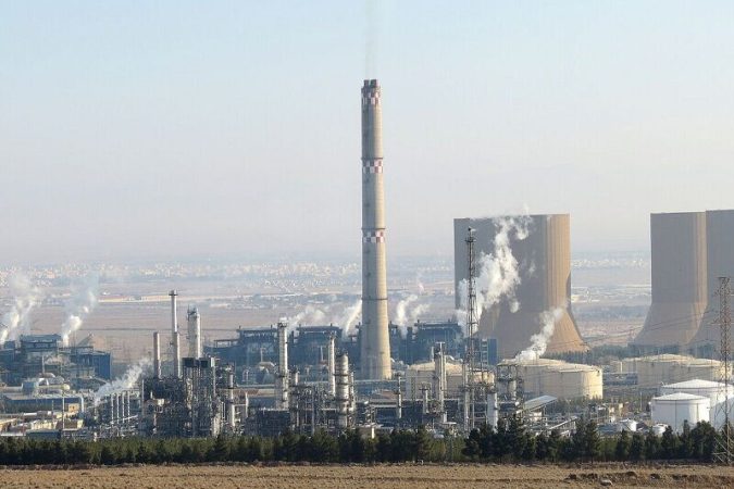 آغاز مازوت سوزی در نیروگاه شازند / اراکی ها در انتظار آلودگی بیشتر