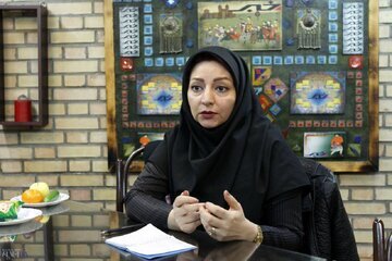 آیا ورود پورن استار آمریکایی به ایران، و یا همخوانی خانم‌ها در ایران مال آزادی واقعی است؟