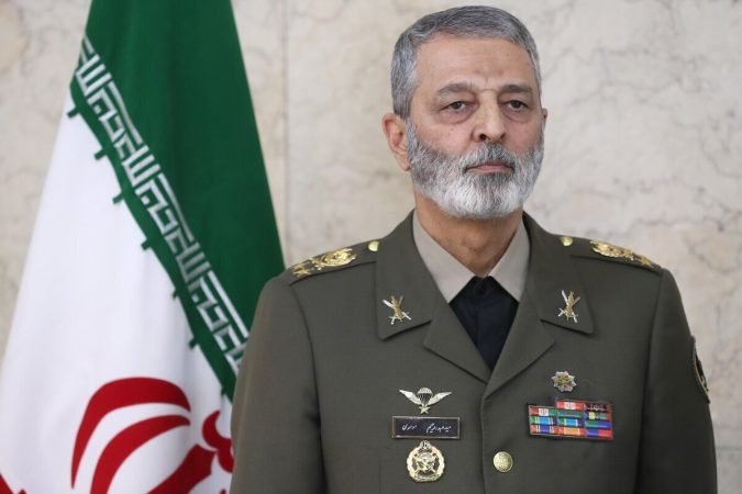 با وجود سپاه هیچ قدرتی تاب رویارویی با ایران را ندارد