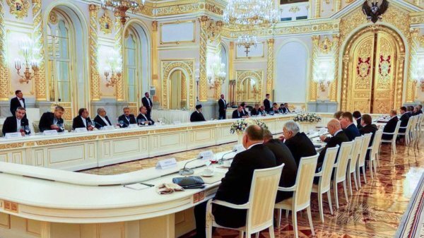برگزاری نشست مشترک هیئت‌های عالیرتبه ایران و روسیه