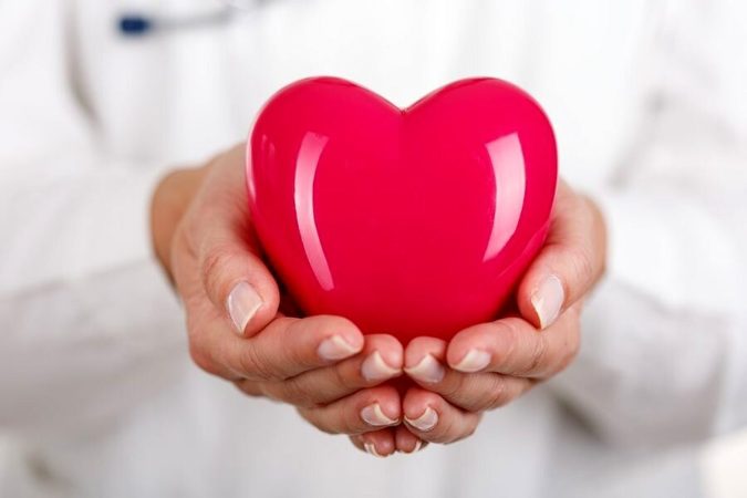 تشخیص ساده سلامت قلب با شکل دست‌ها