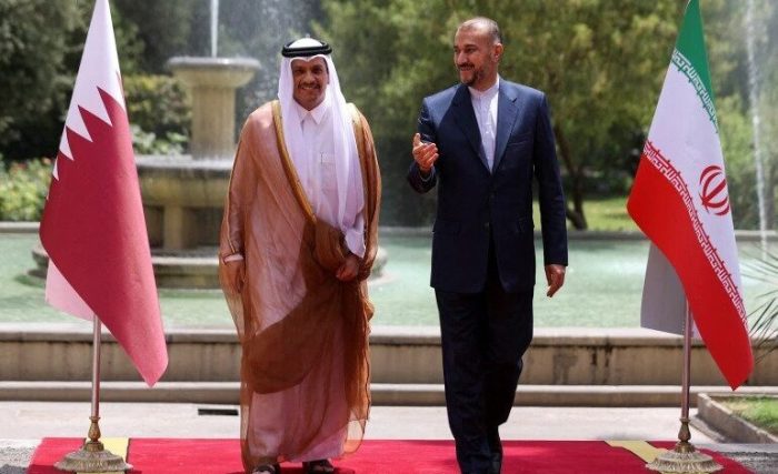 تماس تلفنی وزرای خارجه ایران و قطر همزمان با سفر وزیر خارجه آمریکا به دوحه