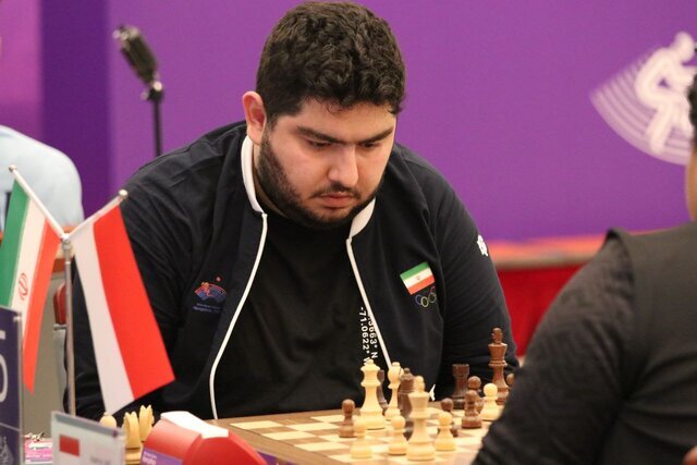 توقف مرد شماره یک شطرنج ایران مقابل شطرنج‌باز چینی