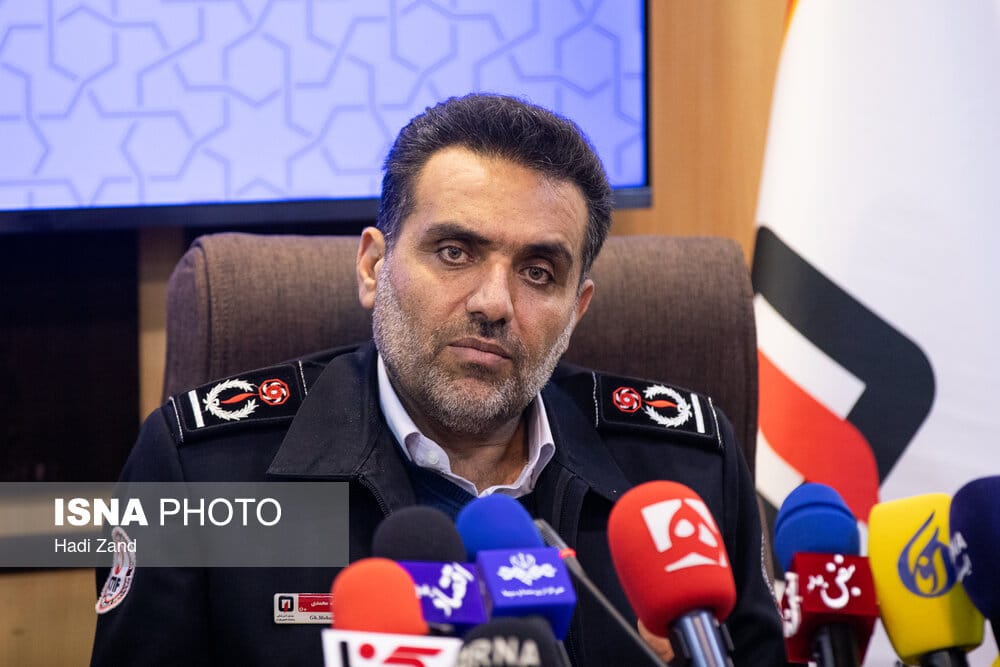 نوسازی بافت بازار تهران یک نیاز فرهنگی است/ در تولیدات جدید در خودروها باید خاموش‌کننده قرار بگیرد