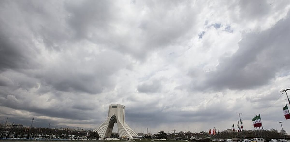 هوای تهران در وضعیت قابل قبول است